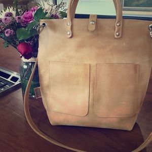 Leather crossbody Bag by Sanumi